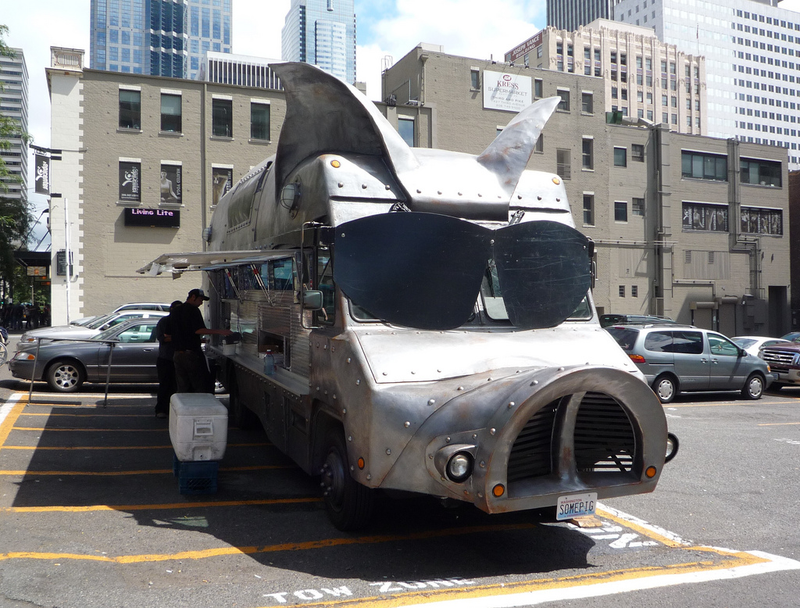Illustration for article titled The Ten Weirdest Food Trucks In The World